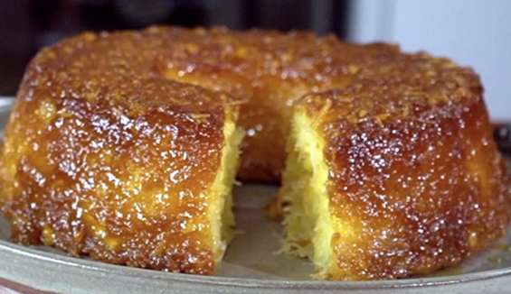 Bolo de mandioca da dona Nena: Receitinha prática e deliciosa!
