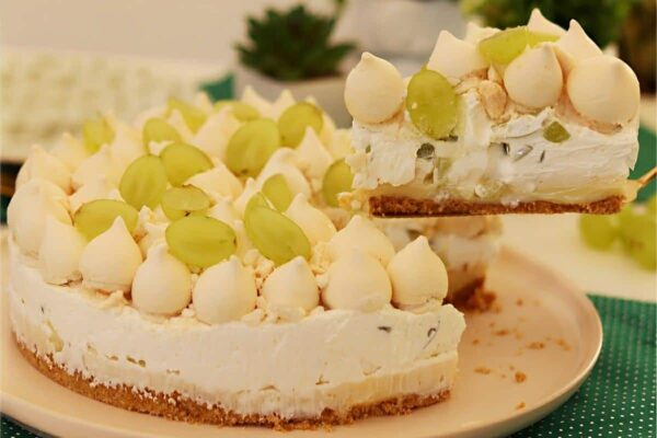 Essa é a torta Uvanoffe que está fazendo sucesso em todas as docerias do Brasil para fazer em casa