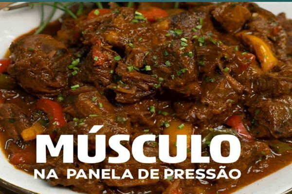 Músculo na panela de pressão super suculento e saboroso para a refeição de toda a família