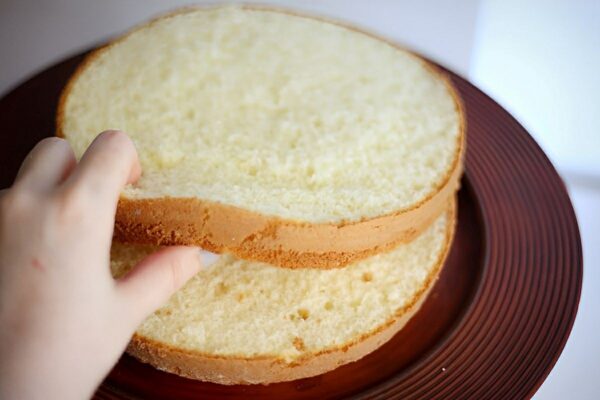 Pão de ló muito fofinho para rechear e cobrir como quiser