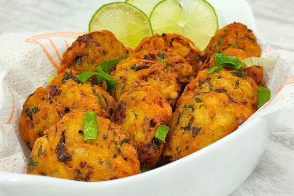 Saboroso que nem coxinha esse bolinho de batata com frango conquista todo mundo que come