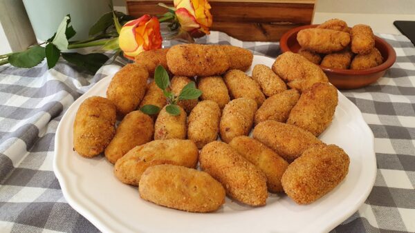 Frango e batatas fritas