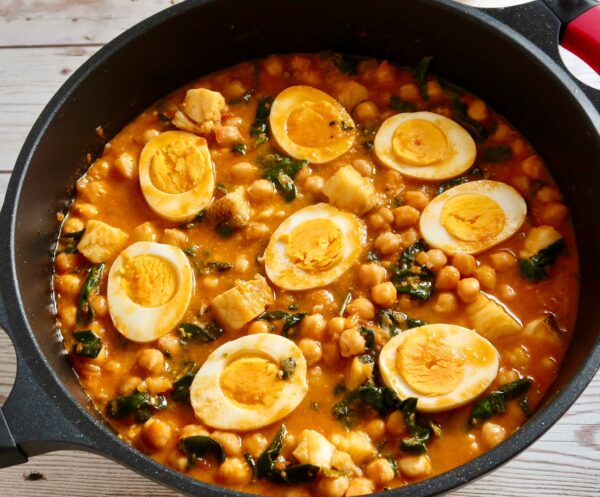 Potaje de garbanzos con espinacas y codo