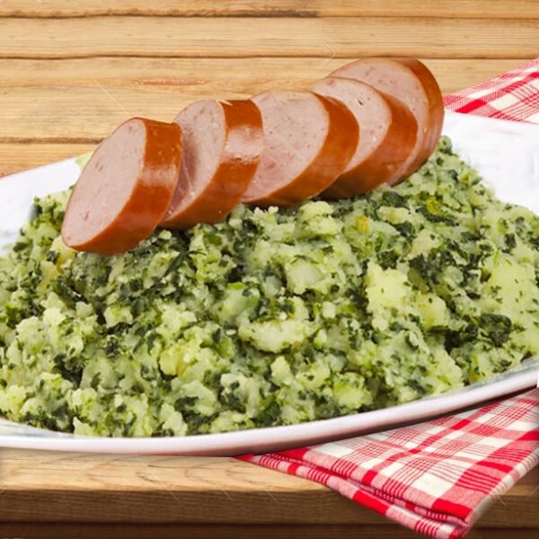 ‘Boerenkool’ holandés de col y salchicha