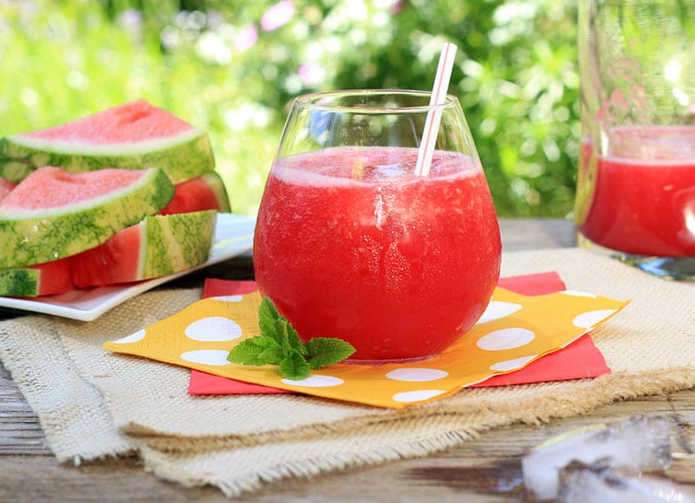 agua fresca de sandia y hierbabuena agua fresca de sandia y hierbabuena