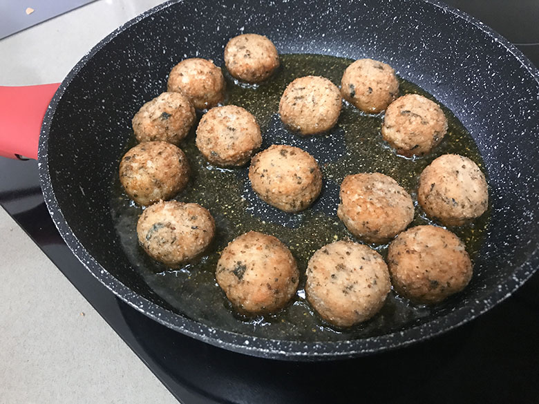 Albondigas de salmon fresco