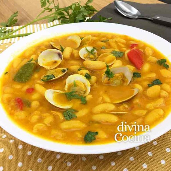 Alubias blancas con almejas