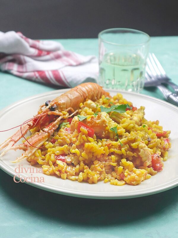 Arroz con colas de cigalas