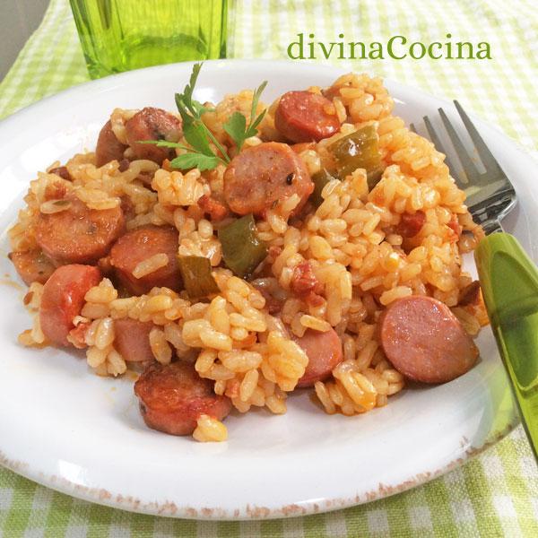 Arroz con salchichas