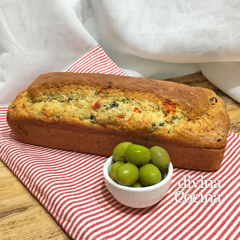 cake salado queso y aceitunas cake salado queso y aceitunas