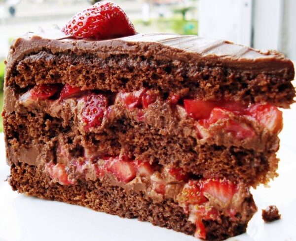 Bolo Sensação Soberana “Morango”