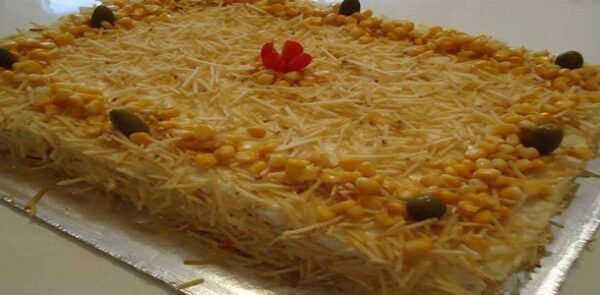 Bolo salgado de pão de forma e frango