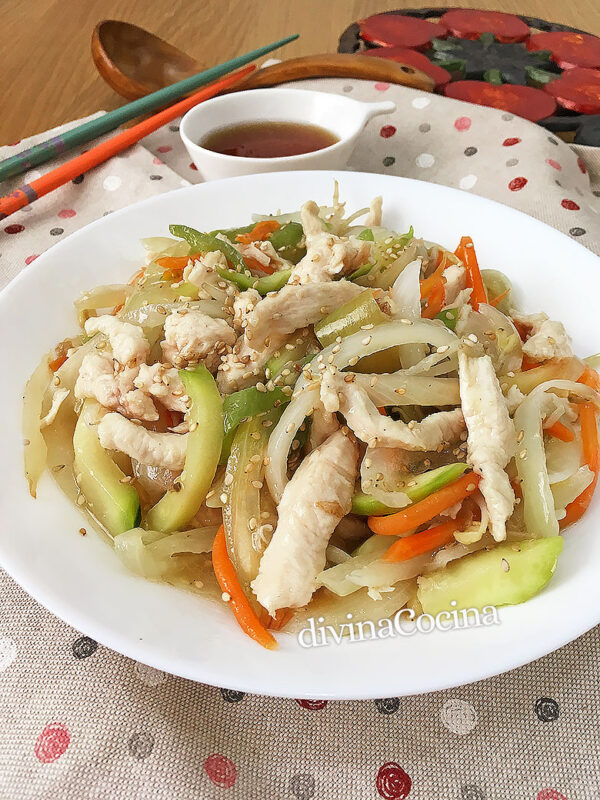 Chop Suey de pollo estilo chino