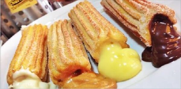 Churros caseros con solo 2 ingredientes y en 5 minutos! Si te gusta dinos HOLA y dale a Me Gusta MIREN …