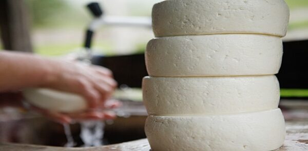 Cómo Hacer QUESO FRESCO CASERO (con leche fresca), Si te gusta dinos HOLA y dale a Me Gusta MIREN …