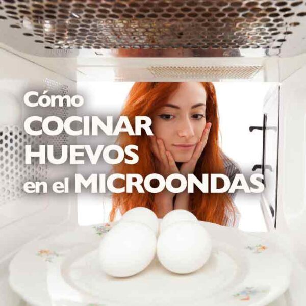 Cómo cocinar huevos en el microondas