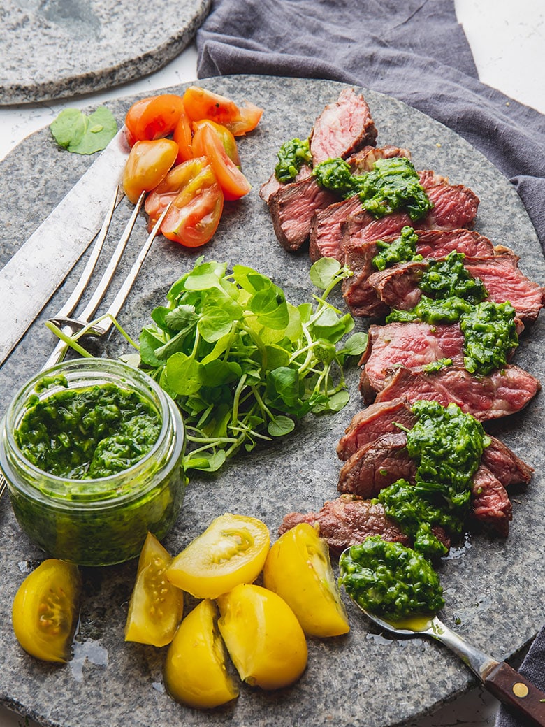 salsa-chimichurri-argentina salsa-chimichurri-argentina