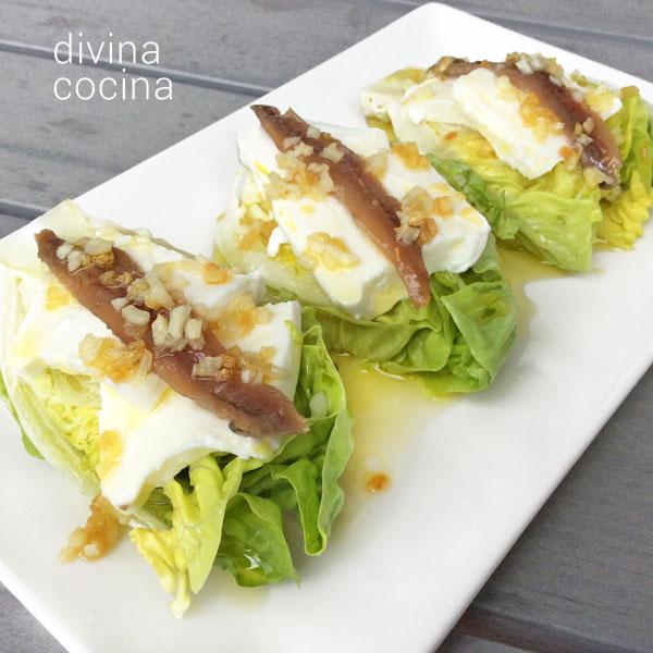 Cogollos de lechuga al ajillo con anchoas