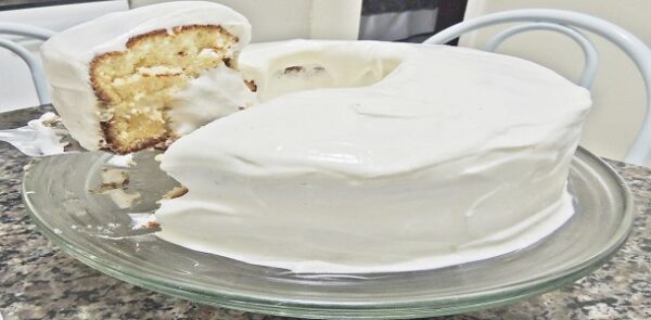 Como hacer GLASE real para Decoración de Tortas ” SUPER BLANCO ” Si te gusta dinos HOLA y dale a Me Gusta MIREN …