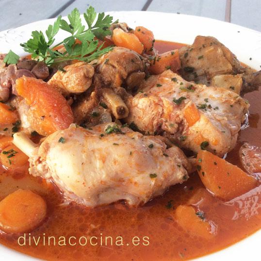 Conejo guisado a la campesina