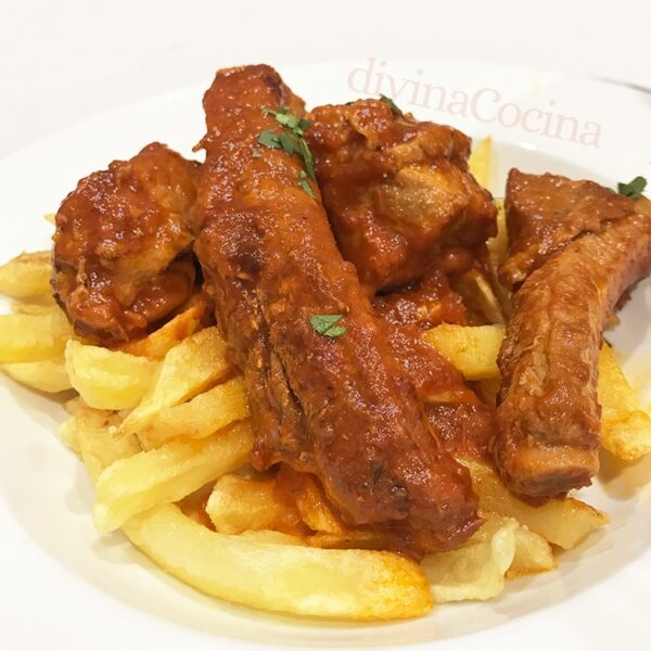 Costillas de cerdo con tomate