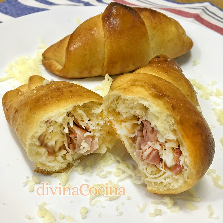 croissants caseros rellenos jamon y queso