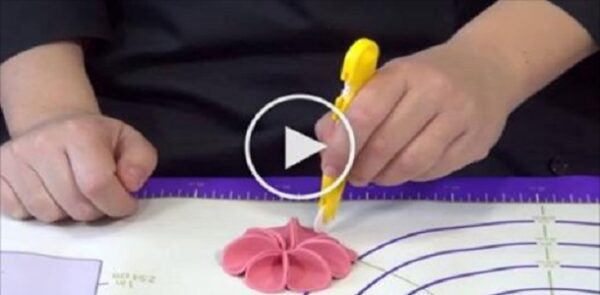 Curso en video #21 cupcakes: decoración con fondant, Si te gusta dinos HOLA y dale a Me Gusta MIREN …