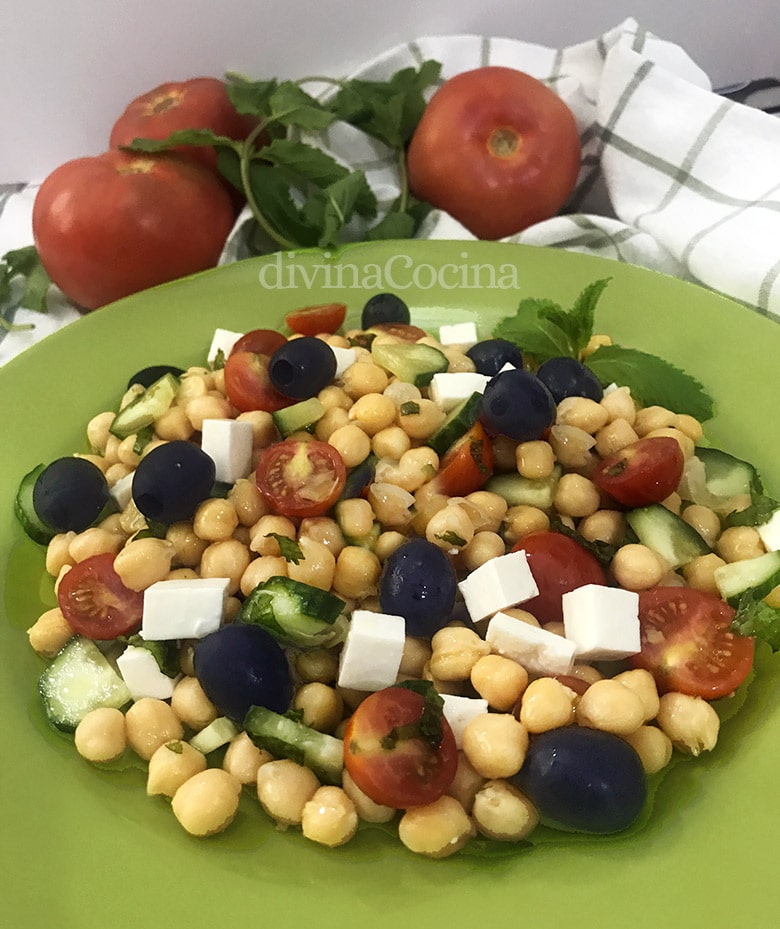 ensalada de garbanzos estilo griego ensalada de garbanzos estilo griego