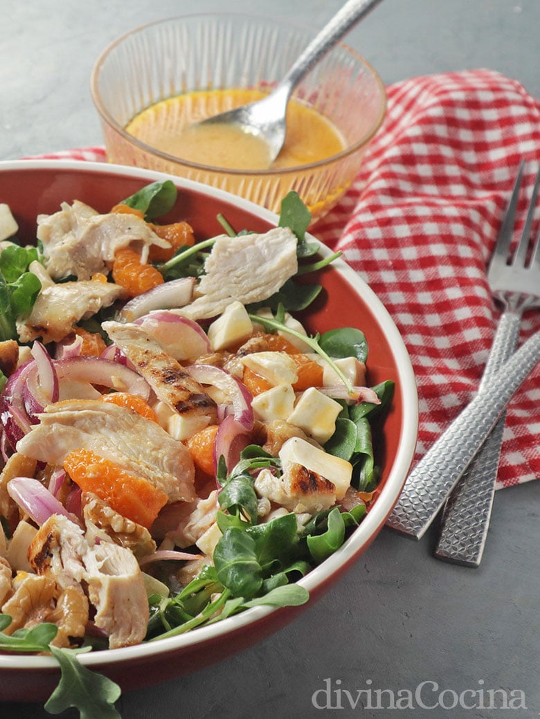ensalada de pollo y naranja o mandarina