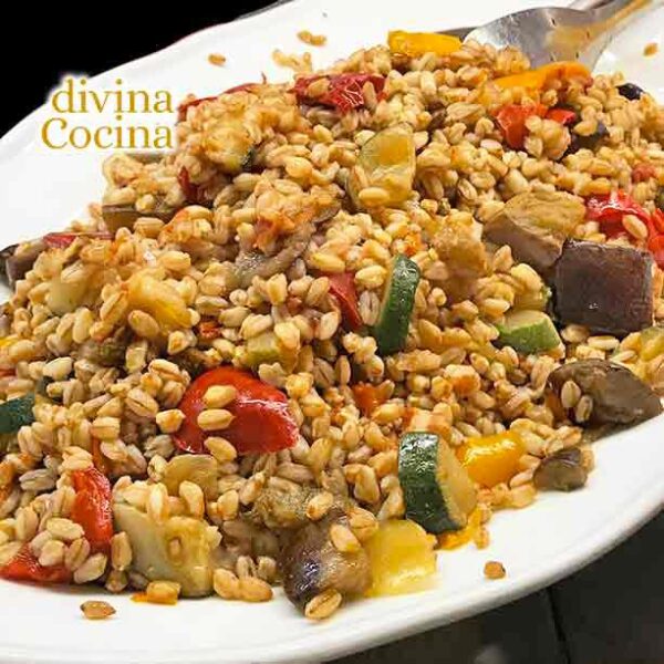 Ensalada de trigo con verduras