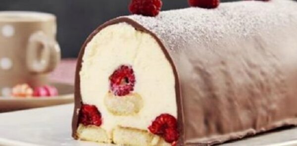 Exquisito TIRAMISU hecho en BOTELLA plástica y SIN horno ¡Todos quedaran sorprendidos! Si te gusta dinos HOLA y dale a Me Gusta MIREN …