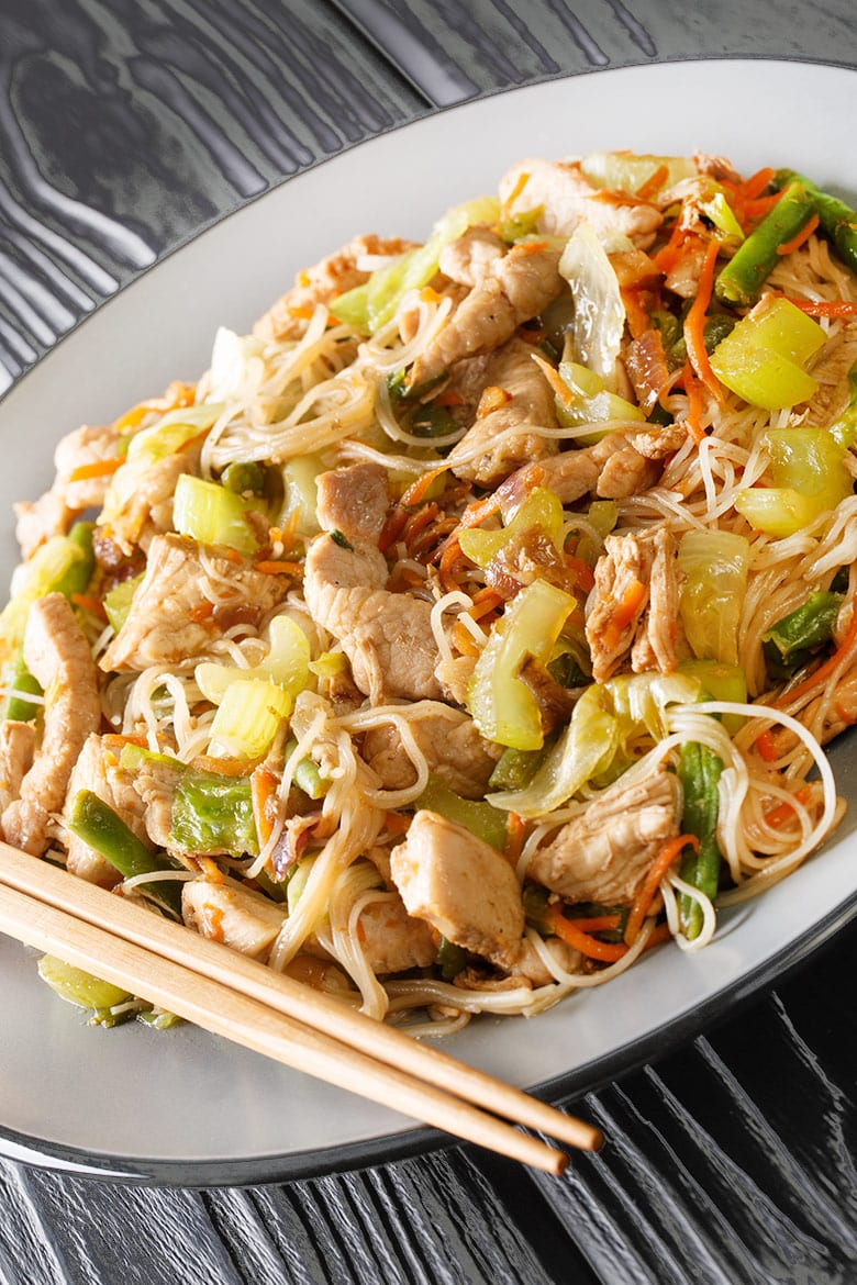 fideos filipinos pancit