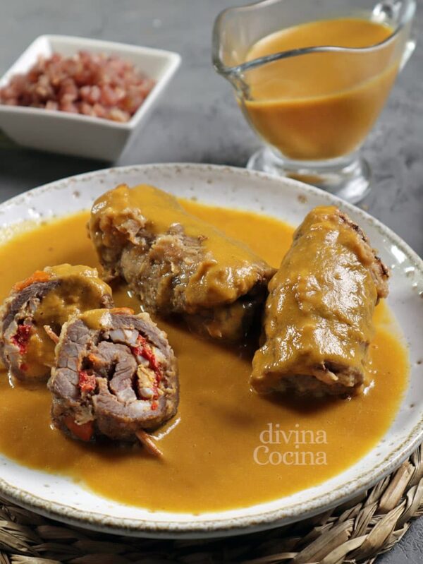 Filete relleno en salsa