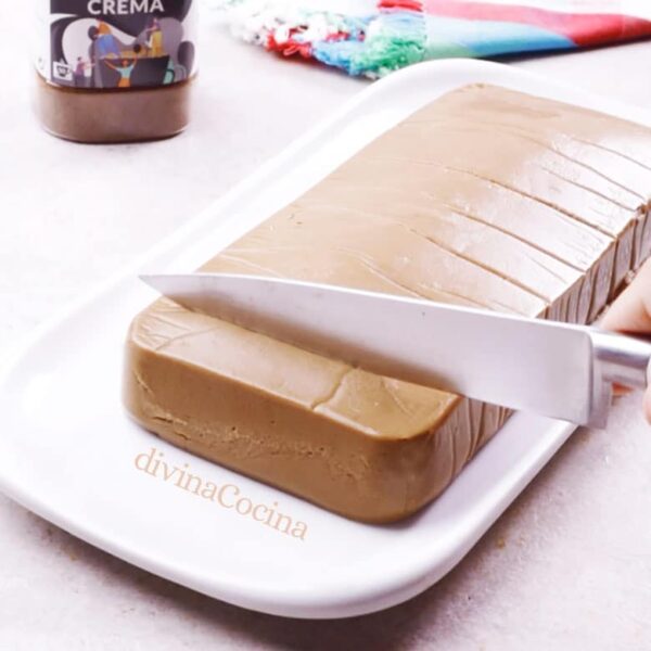 Flan de café sin horno y sin huevo