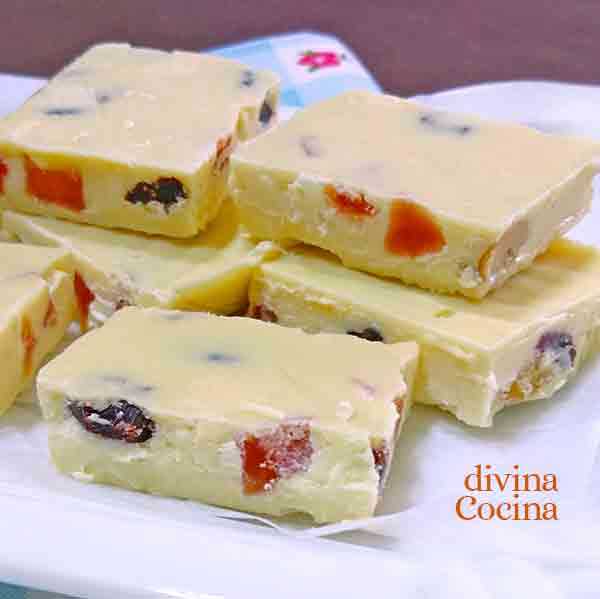 Fudge blanco con leche condensada