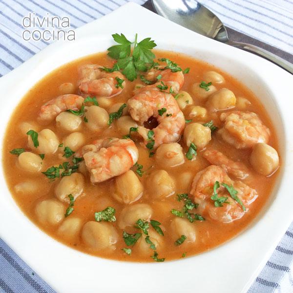 garbanzos con langostinos