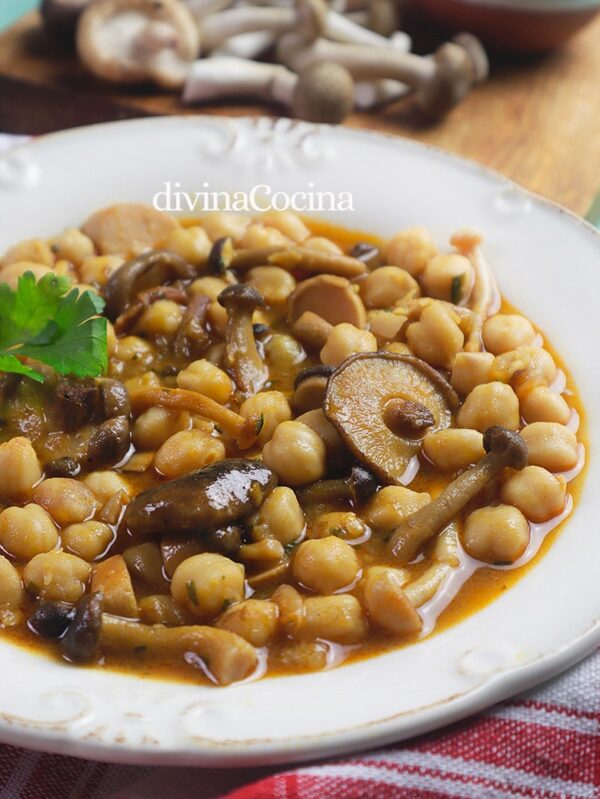 Garbanzos con setas