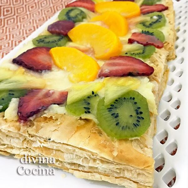 Hojaldre de frutas y crema