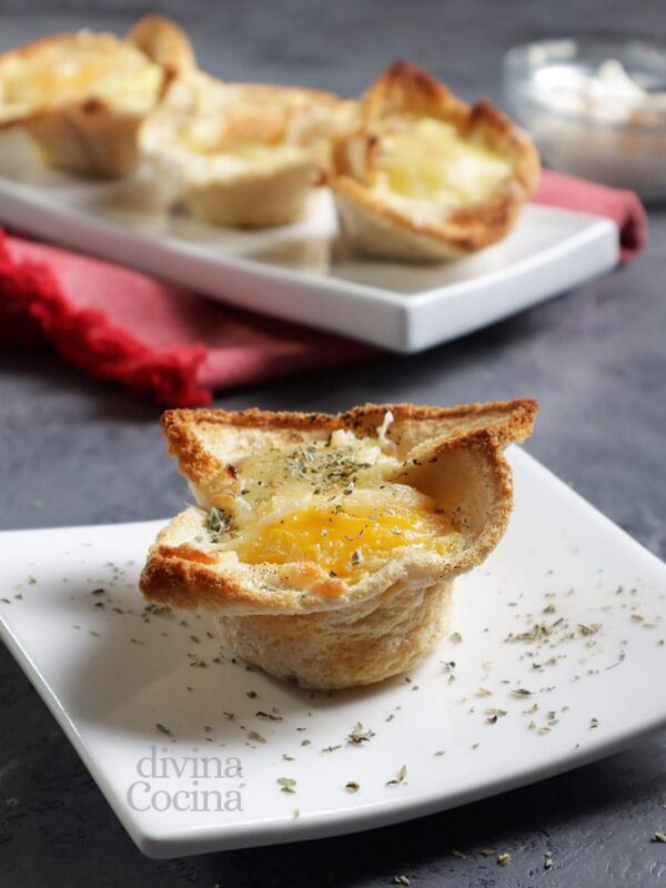 Huevos en pan de molde