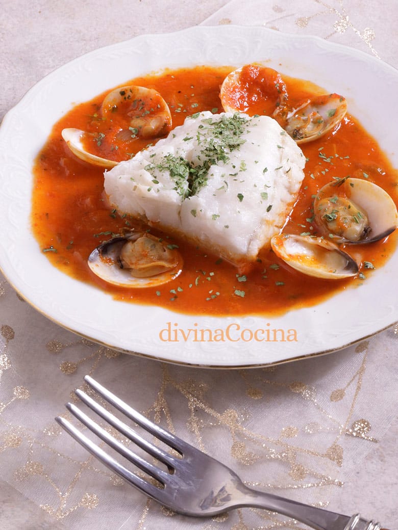 merluza en salsa de piquillos merluza en salsa de piquillos