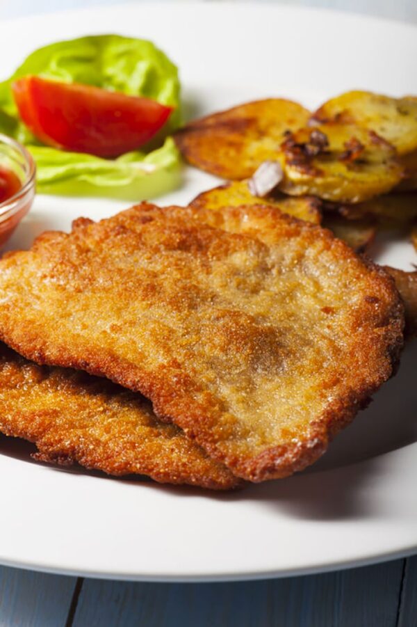 Milanesa de ternera a la italiana (cotoletta alla milanese)