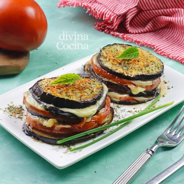 Milhojas de berenjena y queso