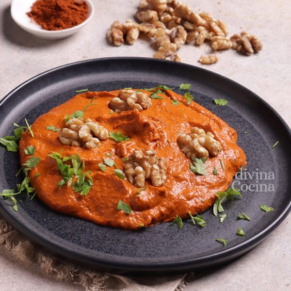Muhammara (crema de pimientos rojos y nueces)