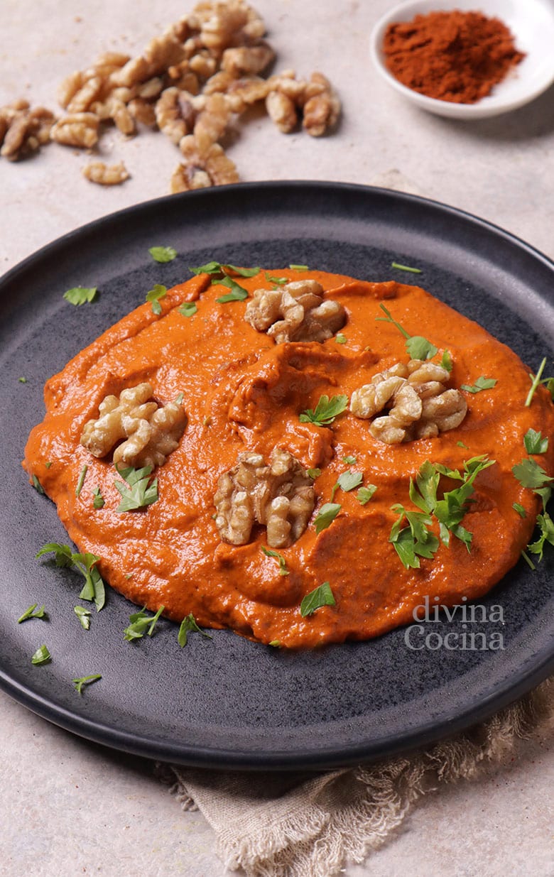 muhammara crema de pimientos rojos y nueces 