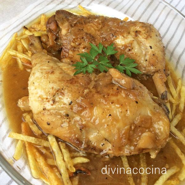 muslos de pollo en salsa Muslos de pollo en salsa