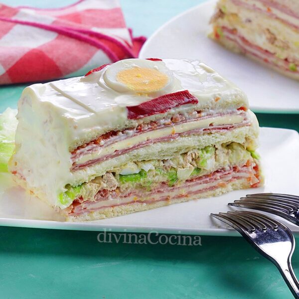 Pastel vegetal con pan de molde