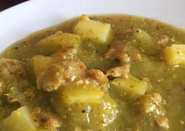 Receta de Carne de res en salsa verde con papas