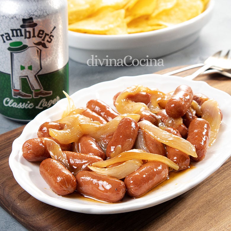 salchichas encebolladas salchichas encebolladas