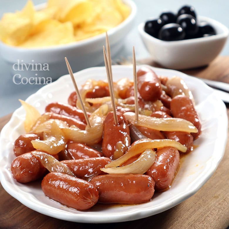 salchichas encebolladas salchichas encebolladas