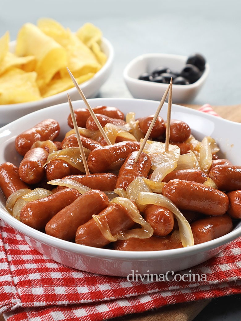 salchichas encebolladas a la cerveza salchichas encebolladas a la cerveza